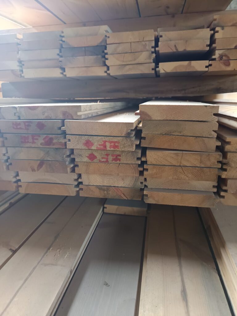 Grindų lentos / grindinės